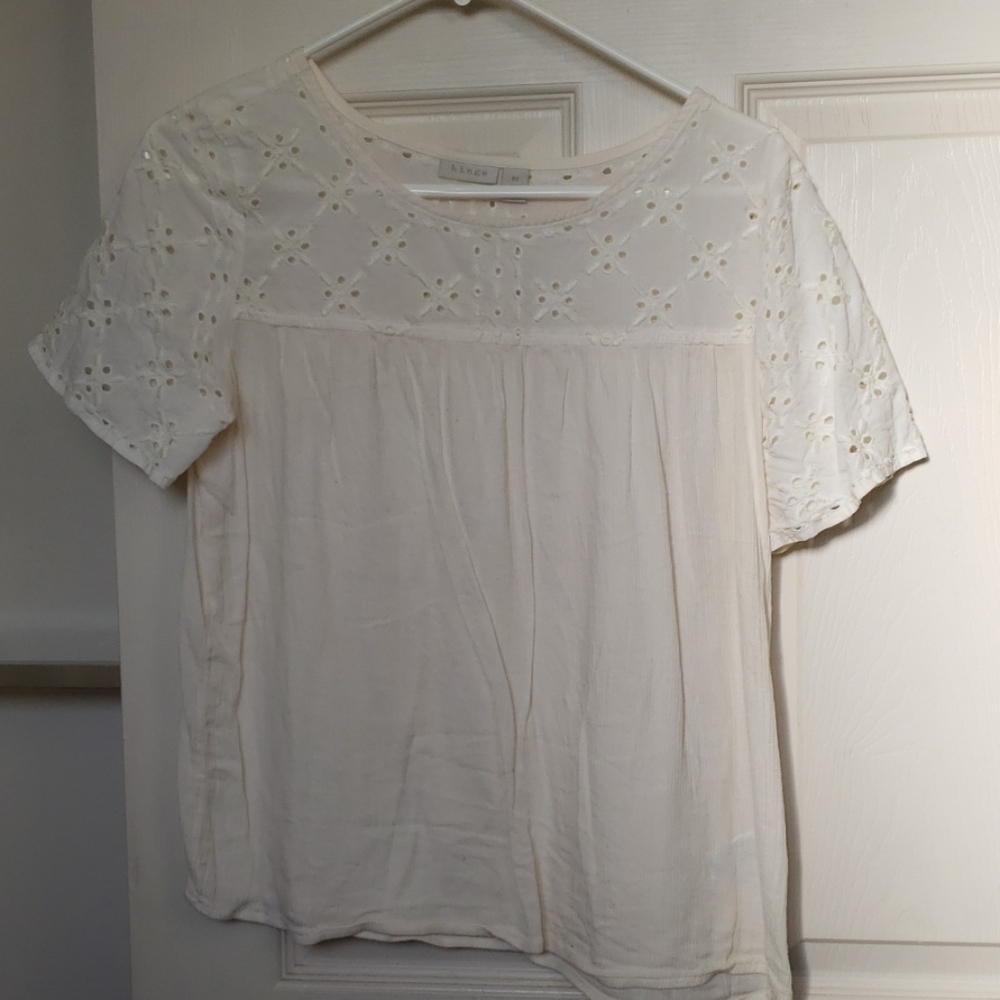 White/Creamy Hinge blouse top